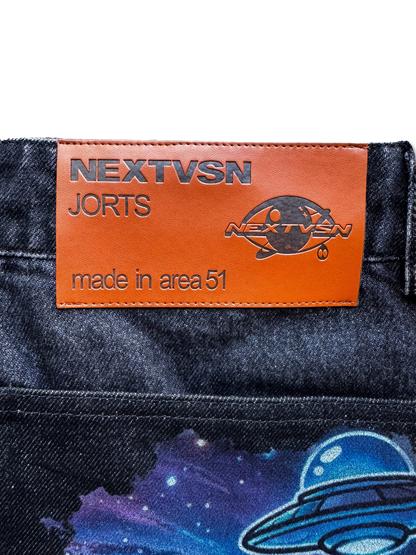 Abducted Jorts Black